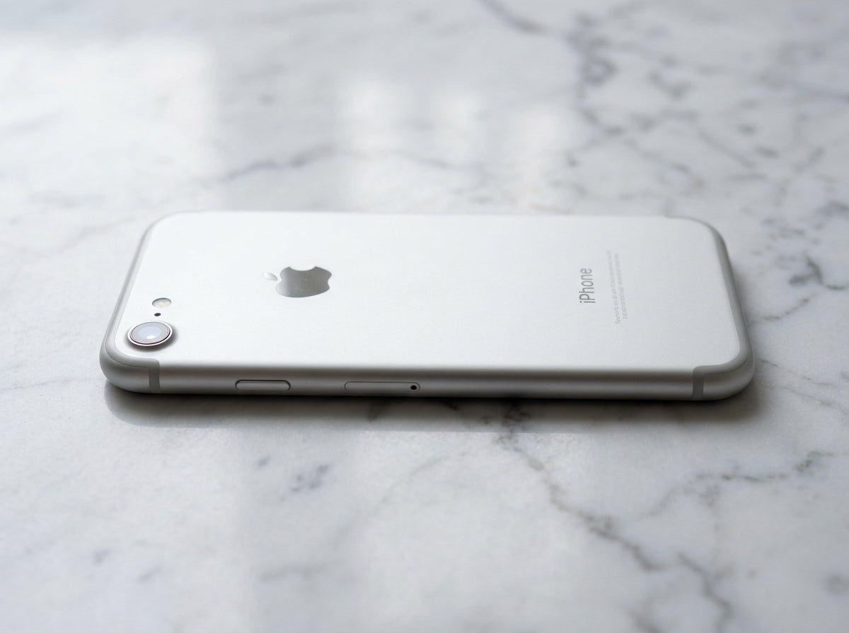 iPhone 7 (32GB) - Silver (Refurbished)